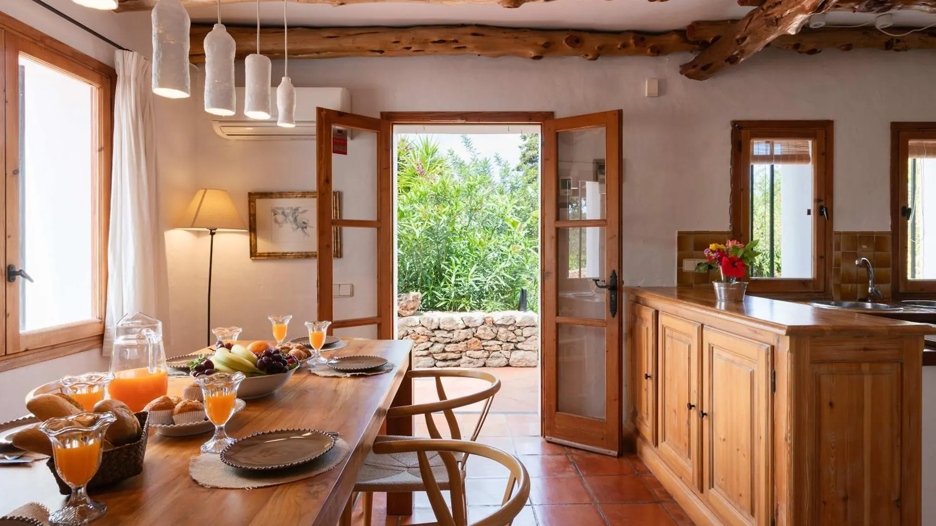 New! Villa Can Guillem San Carlos